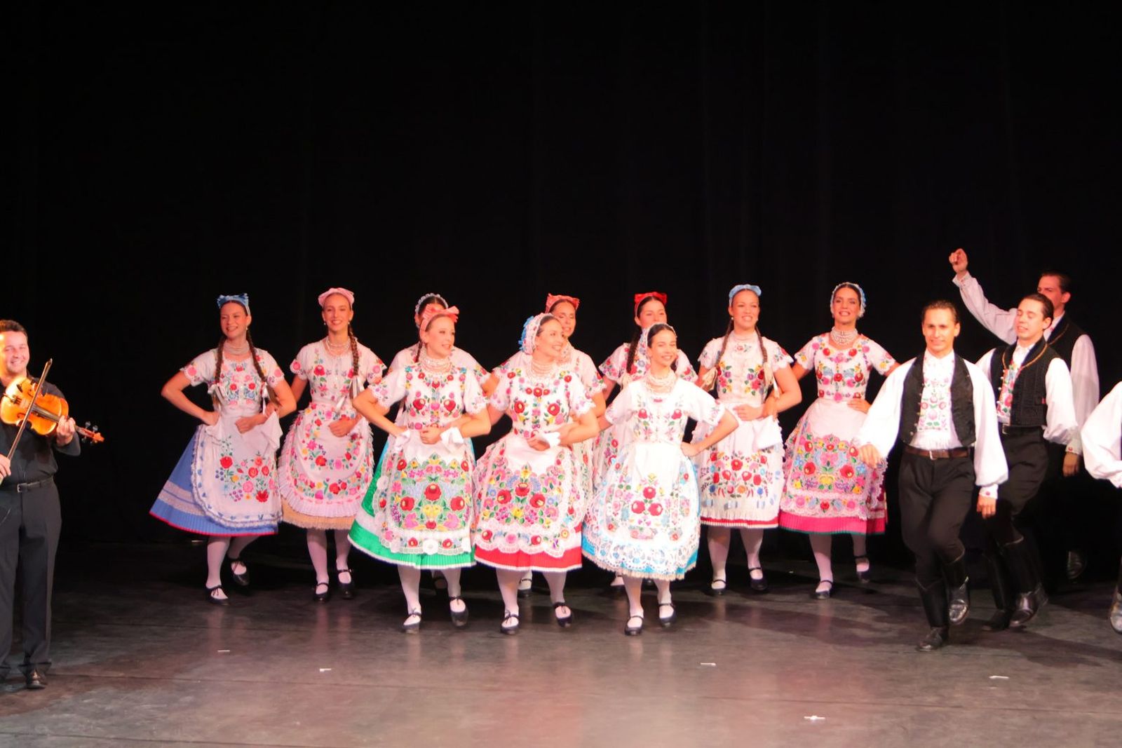 Hungarian National Folk Ensemble 47