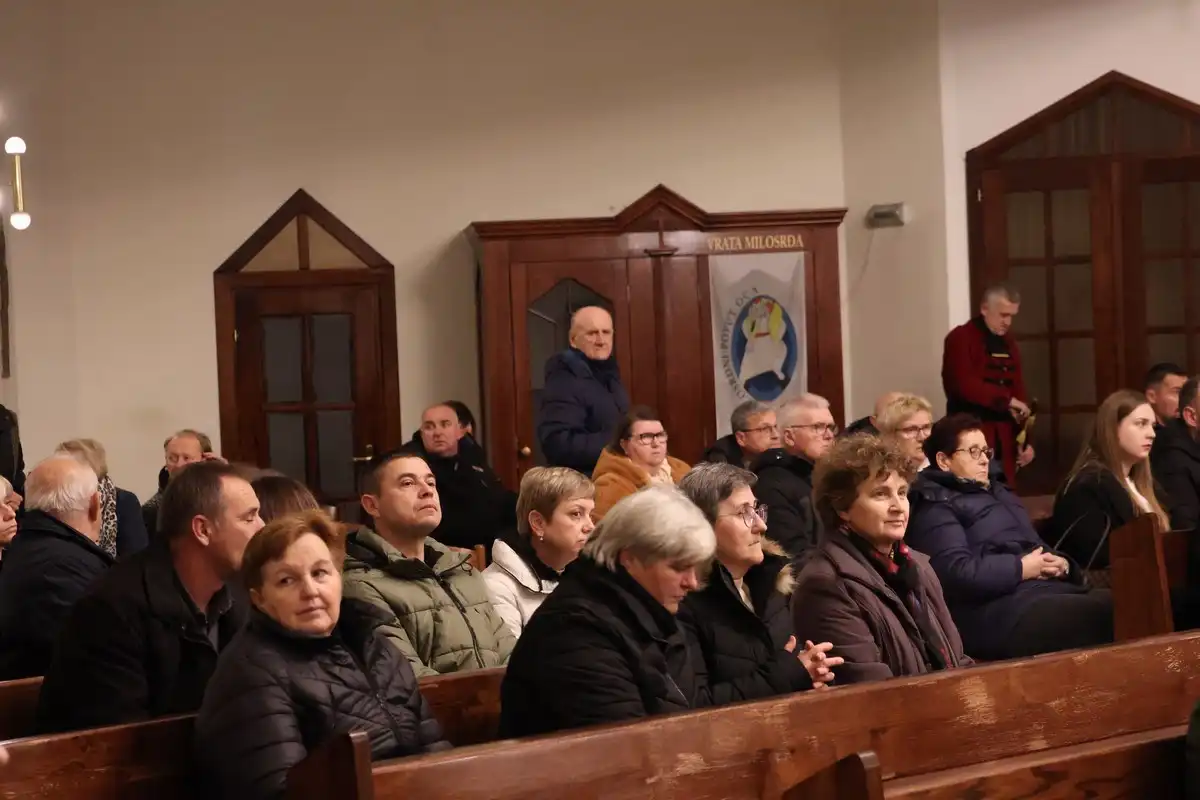 I-u-mom-gradu-Vukovar-svijetli-16