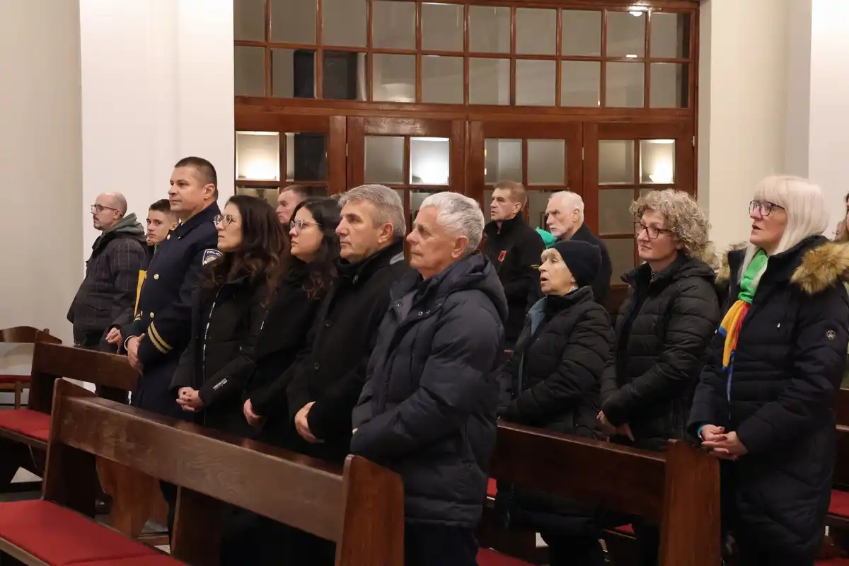 I-u-mom-gradu-Vukovar-svijetli-18