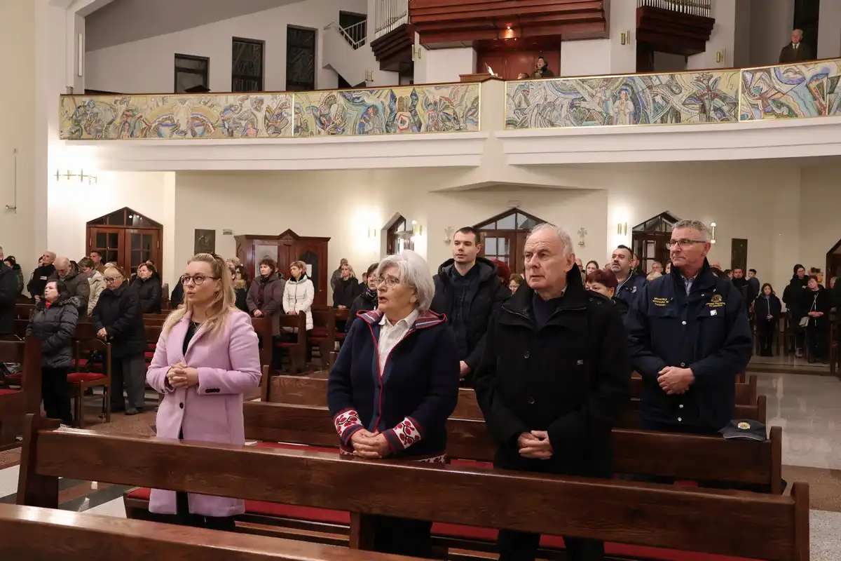 I-u-mom-gradu-Vukovar-svijetli-19