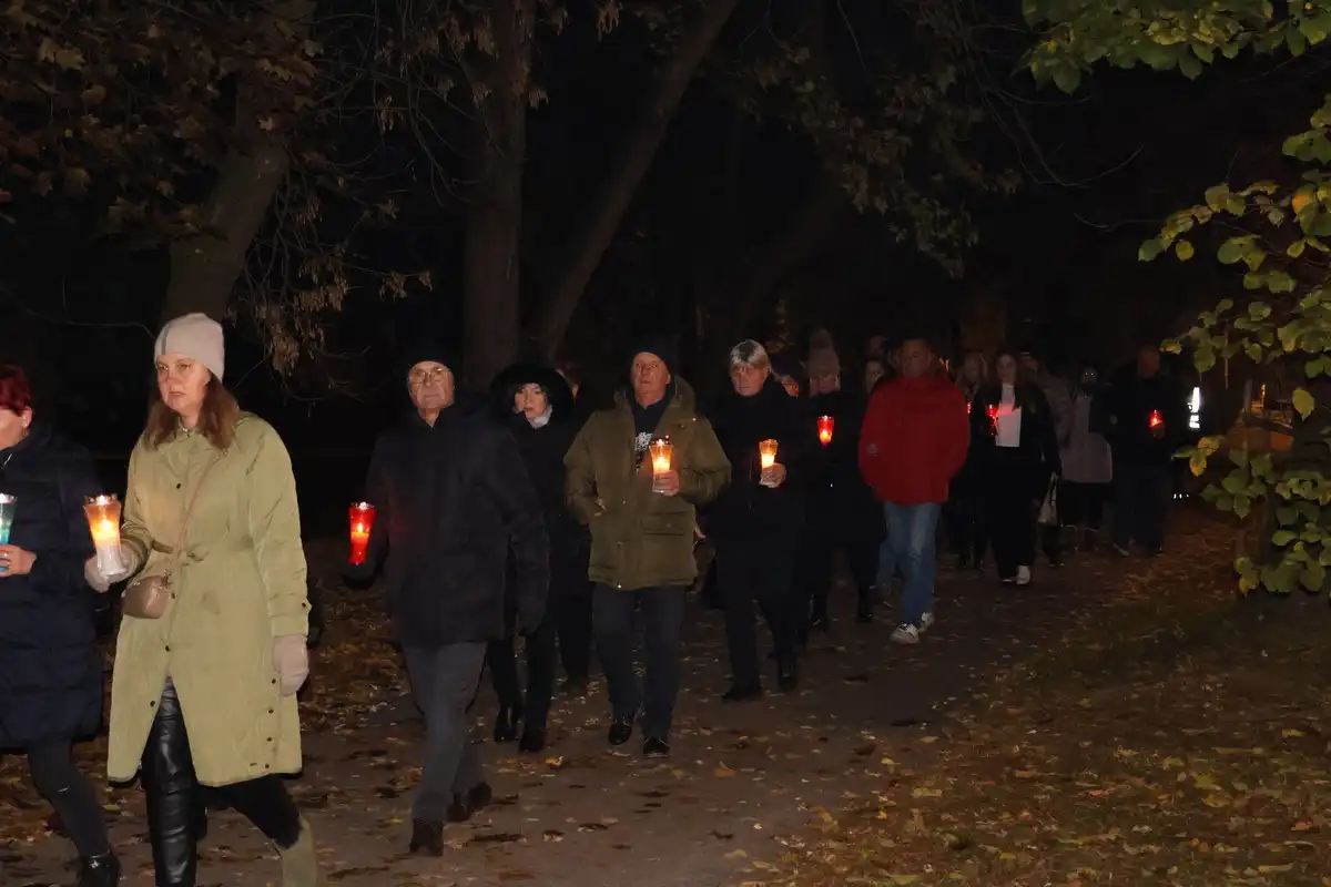 I-u-mom-gradu-Vukovar-svijetli-25