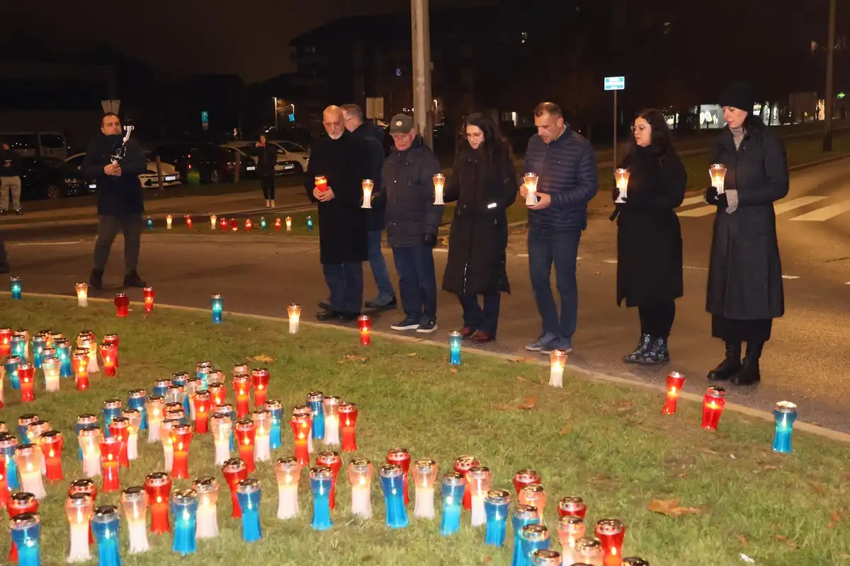 I-u-mom-gradu-Vukovar-svijetli-29