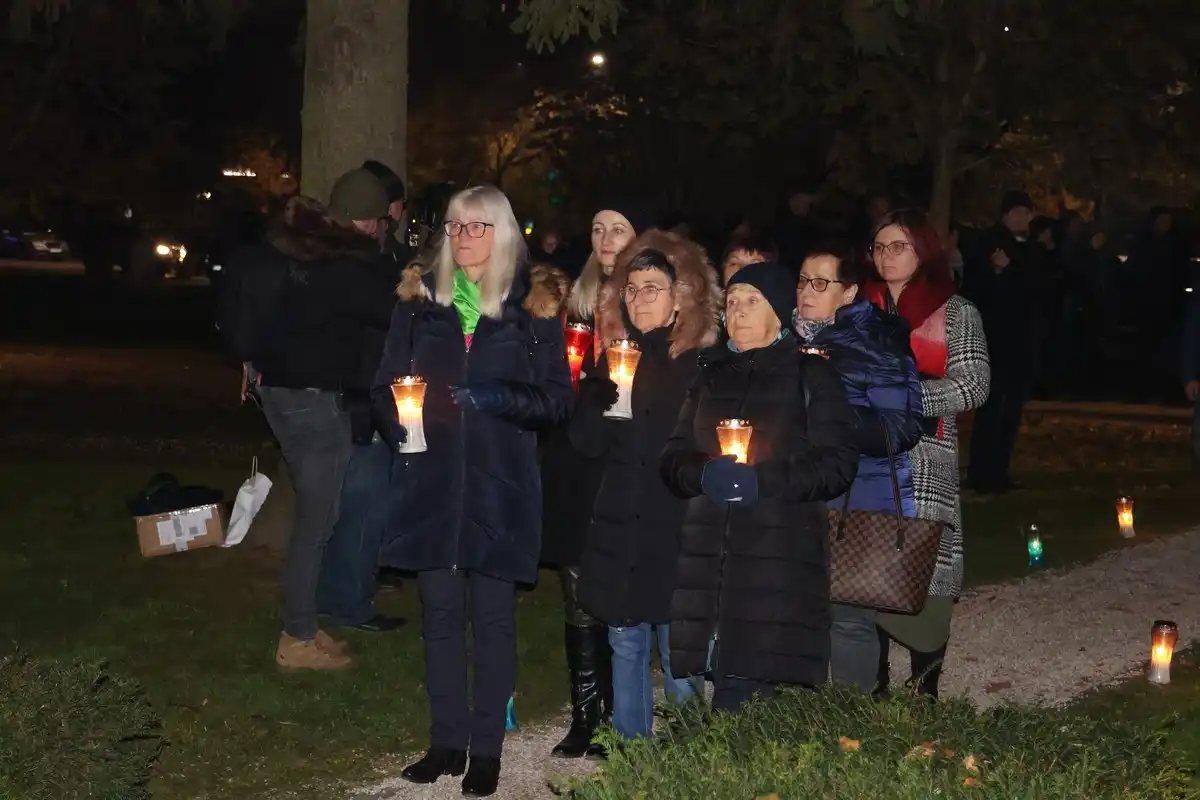 I-u-mom-gradu-Vukovar-svijetli-34