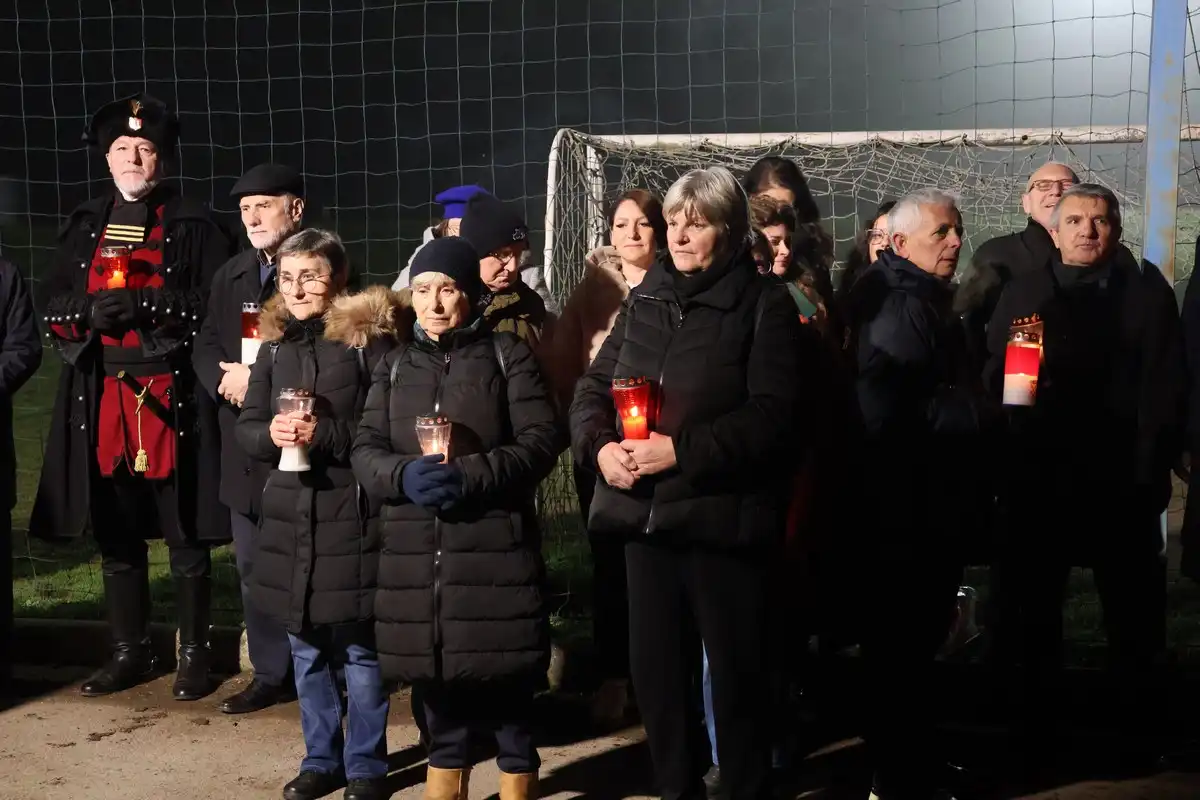 I-u-mom-gradu-Vukovar-svijetli-4