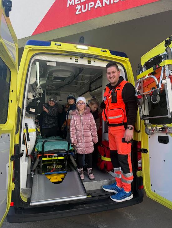 I.OŠ Čakovec posjet hitna bolnica (2) I.OŠ Čakovec posjet hitna bolnica (2)