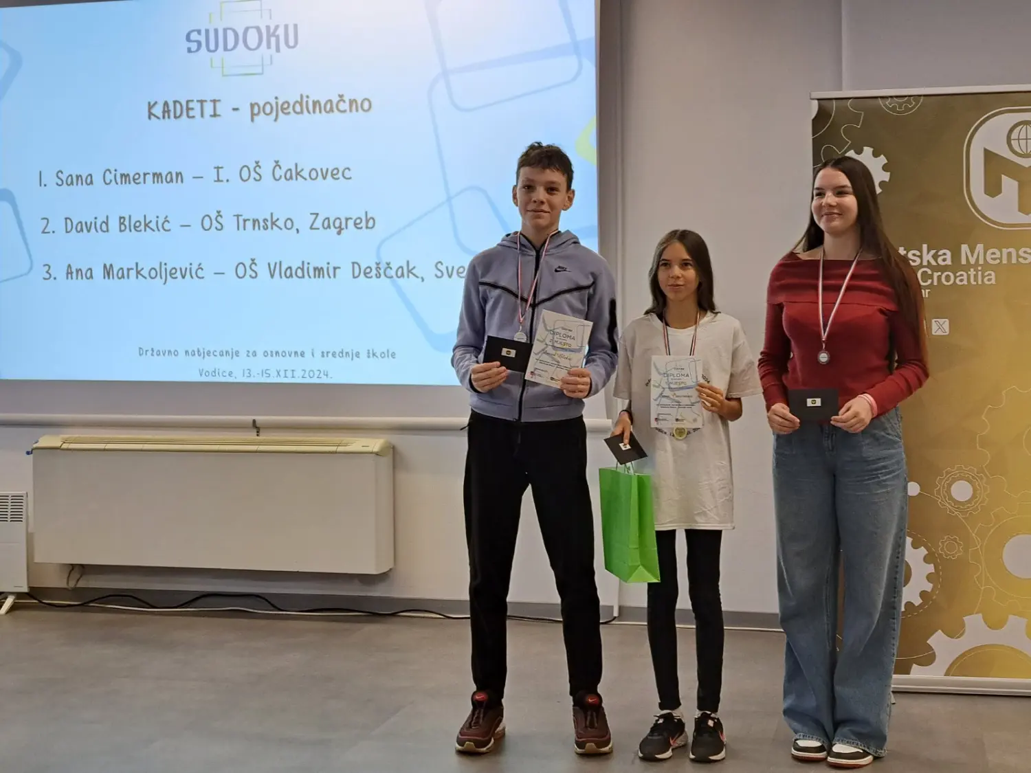 IMG-07222e5ac7c25a418e9758cefedaa1d7-V IMG-07222e5ac7c25a418e9758cefedaa1d7-V