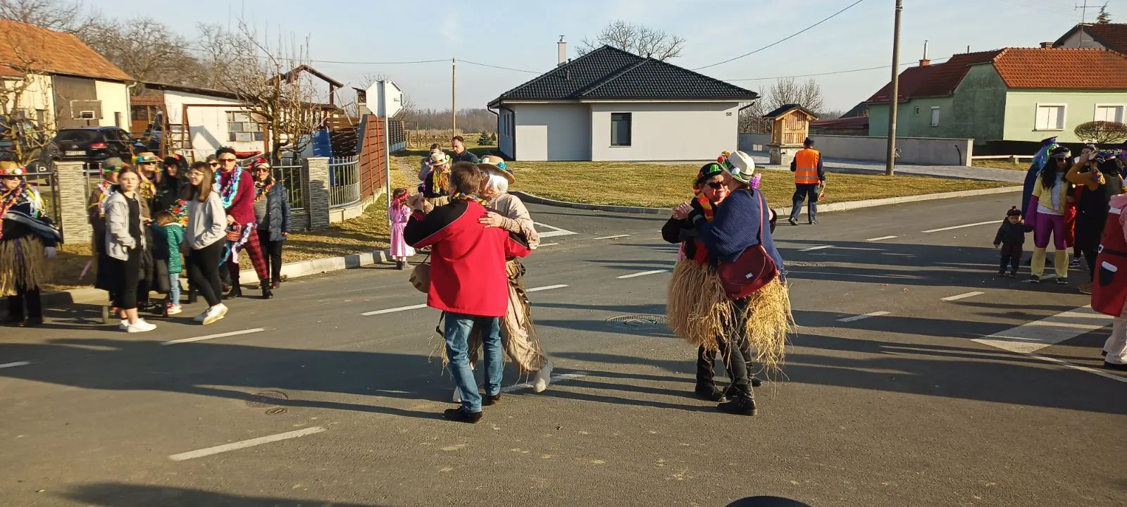 IMG-07817f7ee98c7b660edcd4c164003533-V IMG-07817f7ee98c7b660edcd4c164003533-V