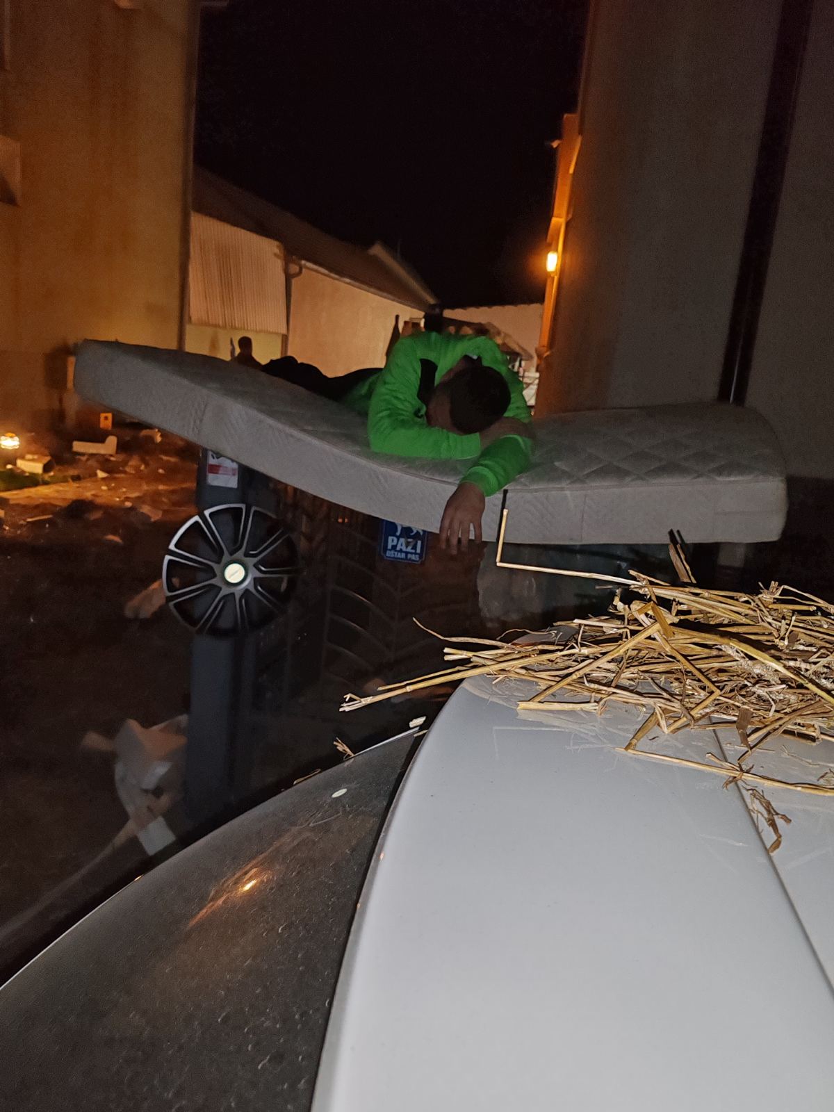 IMG-084b99ab0b16101ac8fc52db09257374-V IMG-084b99ab0b16101ac8fc52db09257374-V