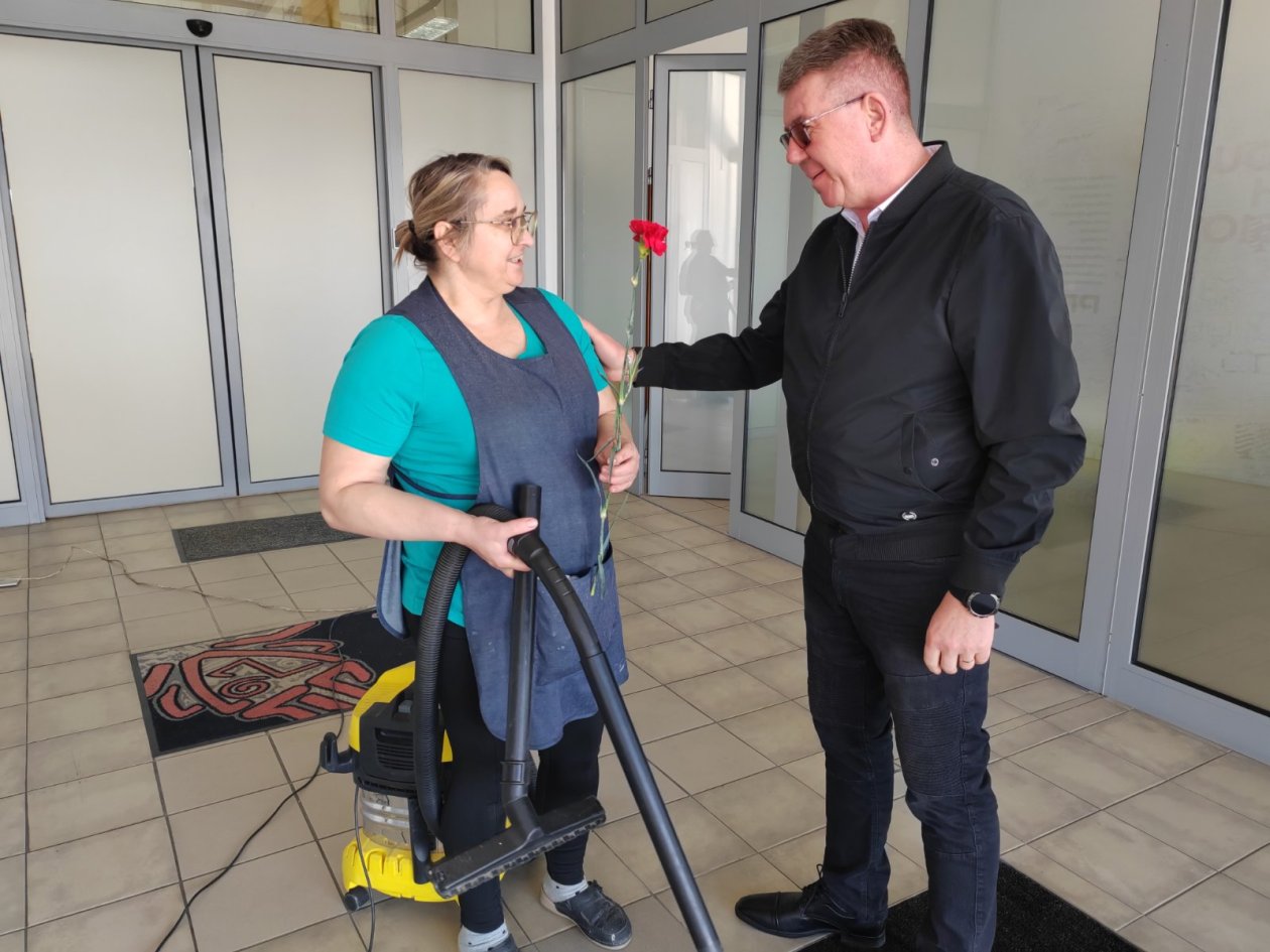 IMG-13dd70d2b4180d8ba1c10b647283d9f7-V