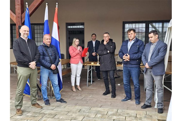 IMG-20250523-WA0004 IMG-20250523-WA0004