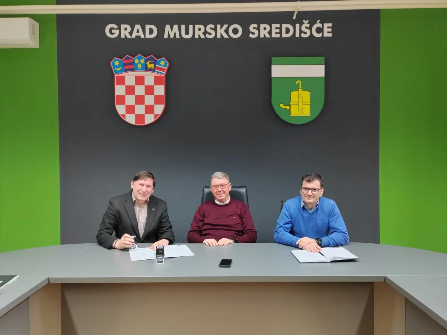 IMG-597167f22a4424a0dc2fb1d2b8aac139-V