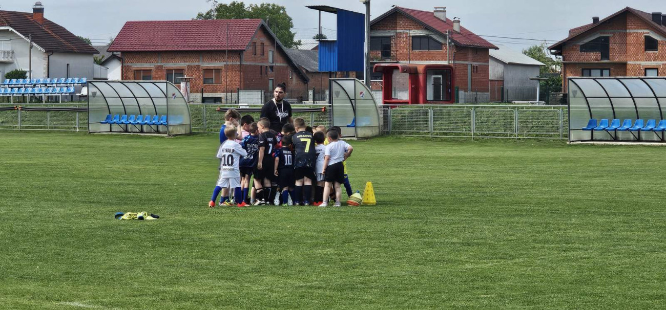 IMG-653ada40c9522d8bcb24aefe7ef87d18-V IMG-653ada40c9522d8bcb24aefe7ef87d18-V