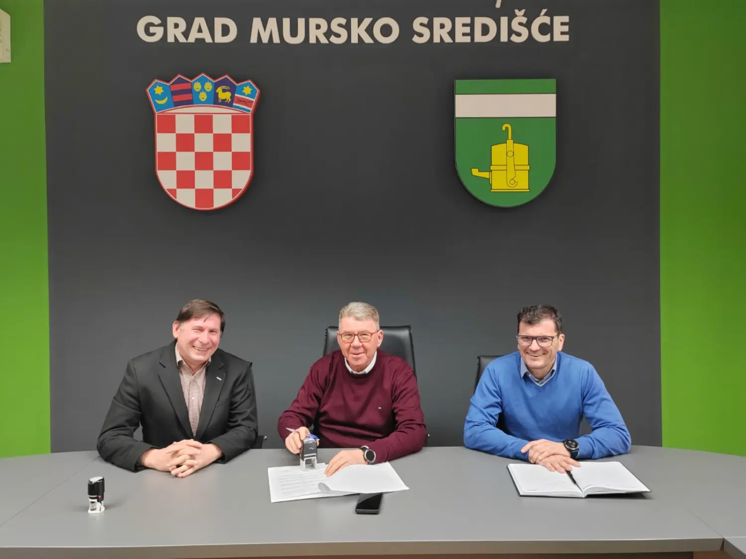 IMG-65ba176636d96ae5538e672a92979146-V