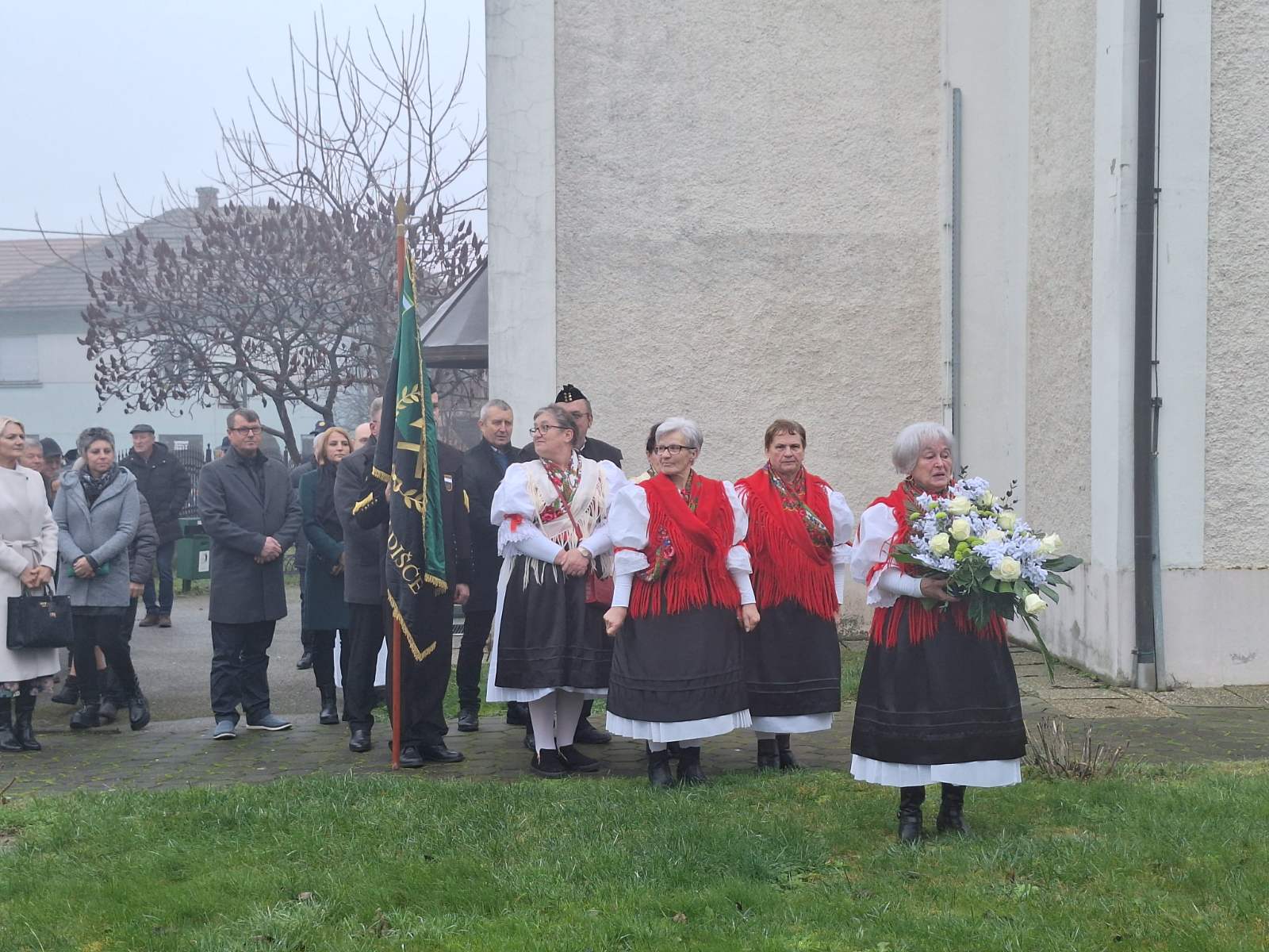 IMG-70d9a528c3d0b0f829255ec7e5437028-V