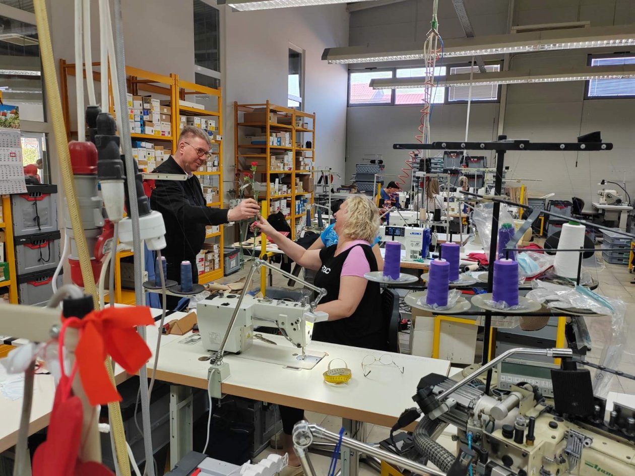 IMG-87e5c41e08361b95fbaa27bc0b438514-V