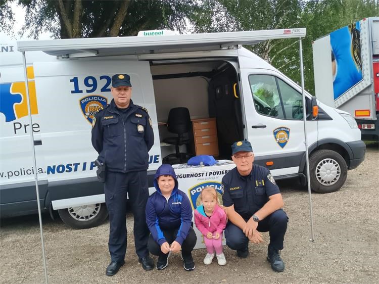 Policija prevencija Policija prevencija