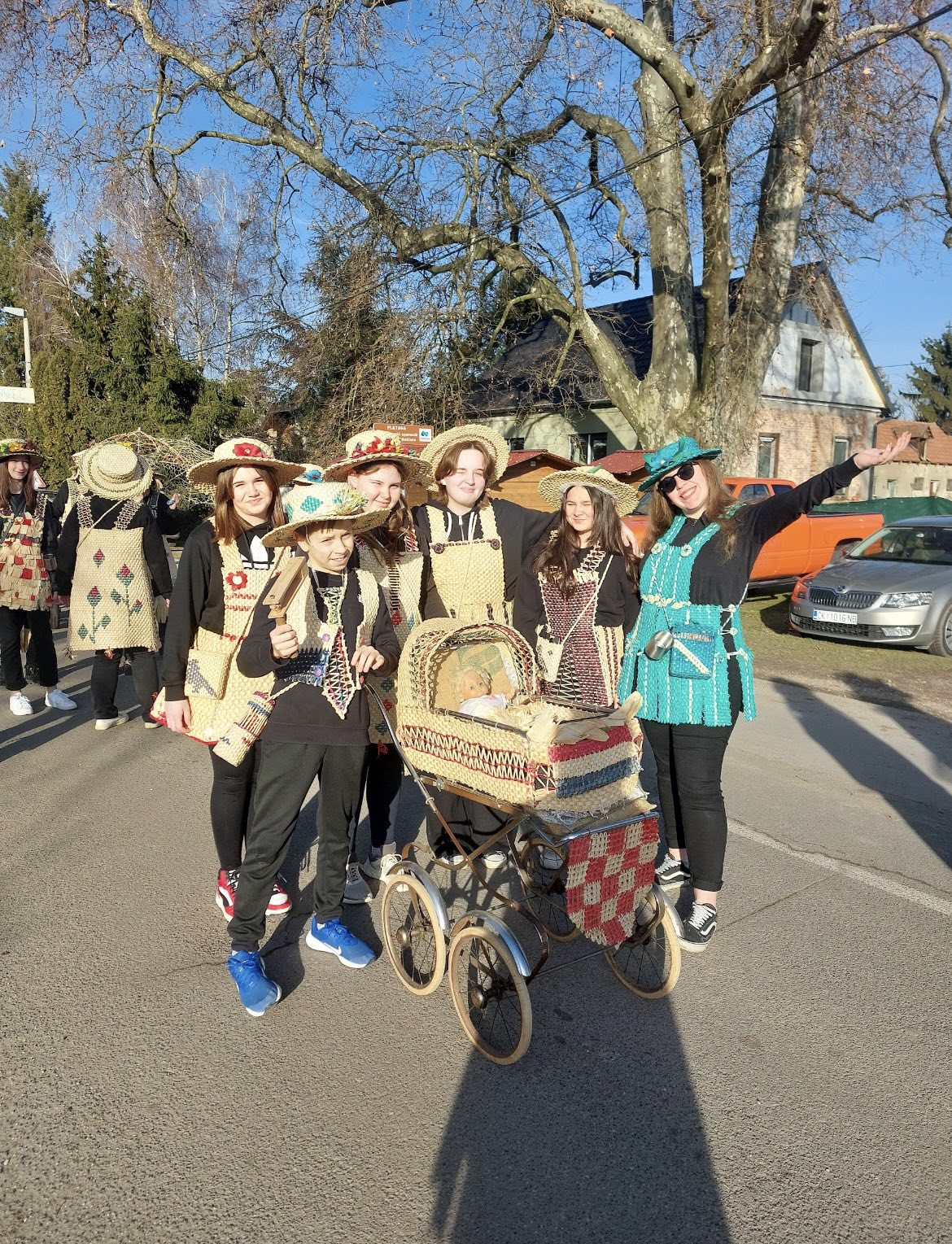 IMG-c234383a7082e79ae9c11531b0320019-V IMG-c234383a7082e79ae9c11531b0320019-V