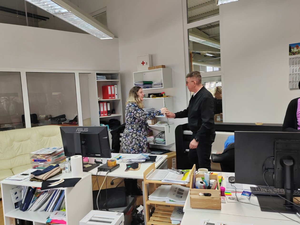 IMG-c35e8913a506651db1ca42026f45beb9-V