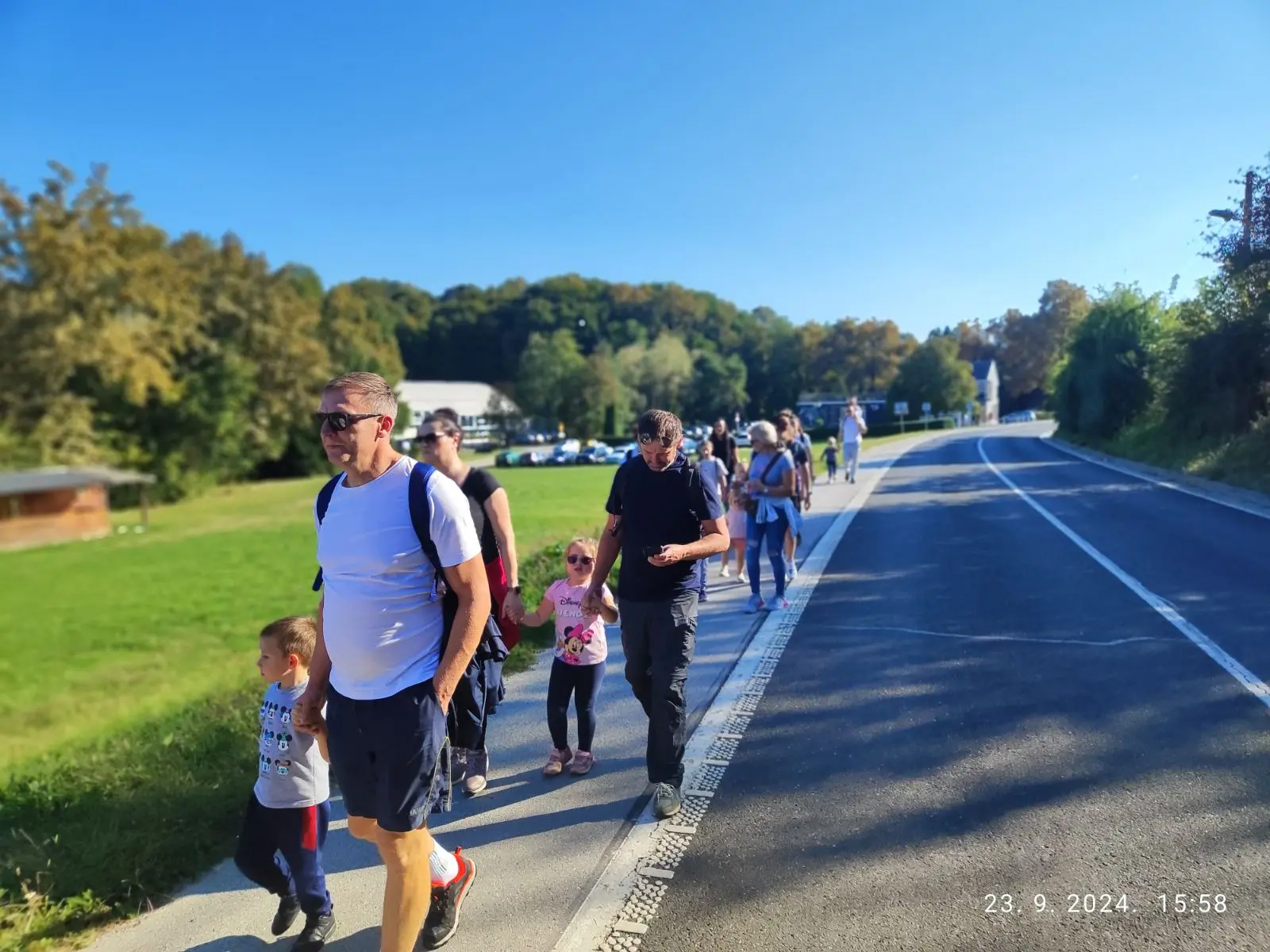 IMG-c944de39343f49d6b6a3f84fdd04d140-V