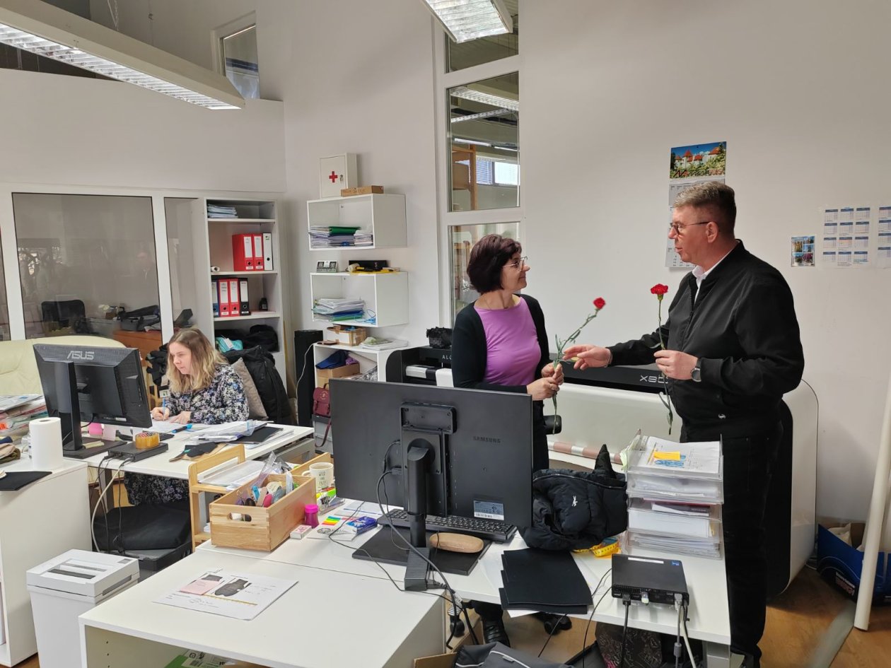 IMG-d0aabcd3f6481014fa9b2bb2aadcc3ca-V