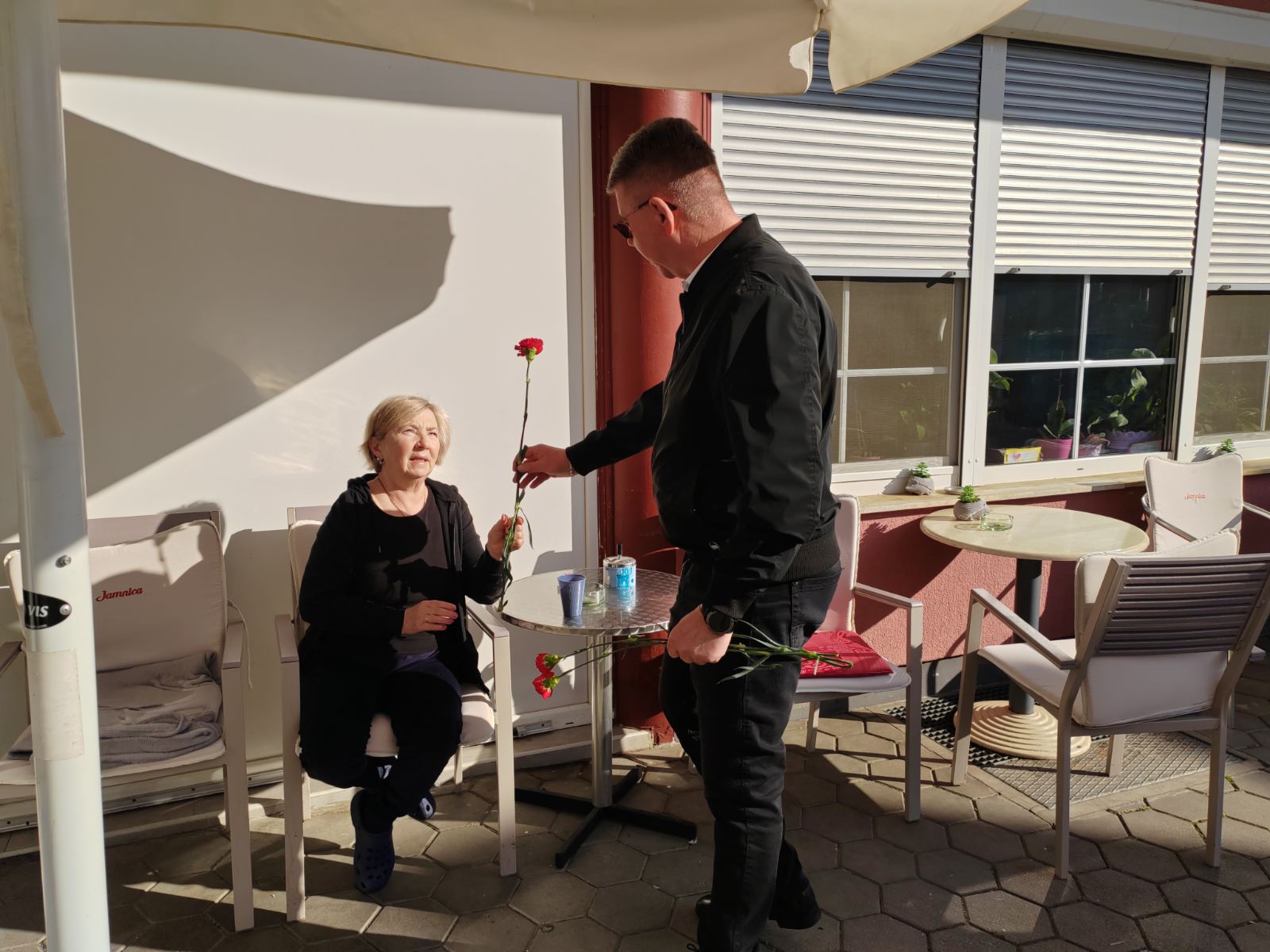 IMG-dba98f3211ea7e9989ab10b4b0408a18-V IMG-dba98f3211ea7e9989ab10b4b0408a18-V