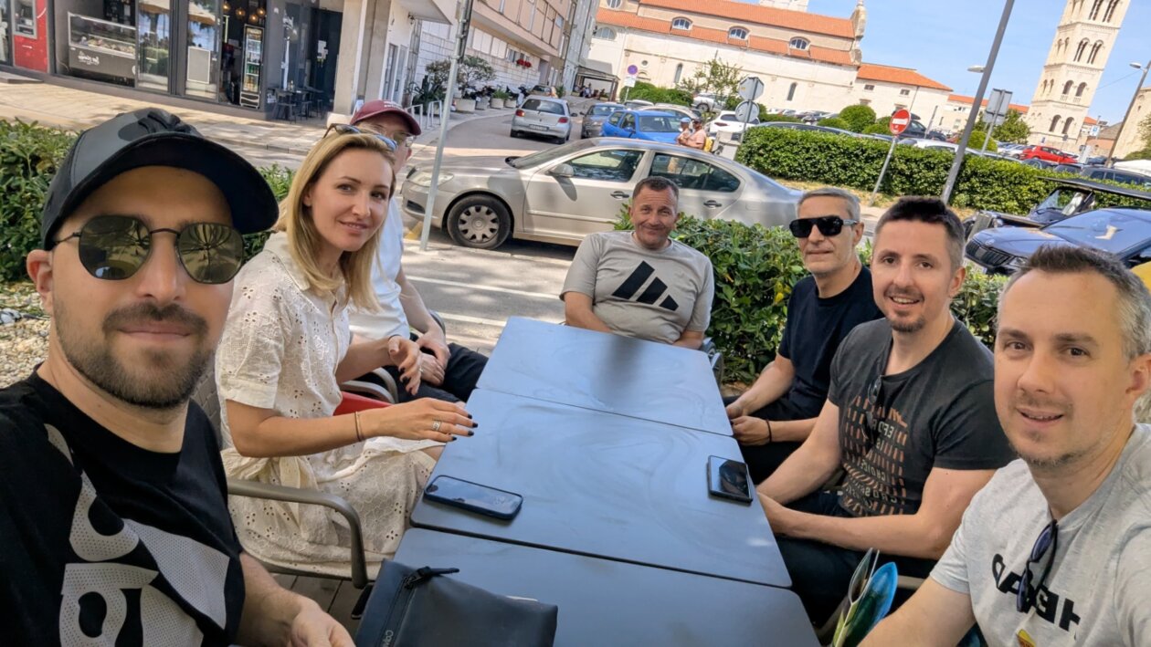 IMG-ded9ad729ec36e316c8fd3cca8e562b0-V