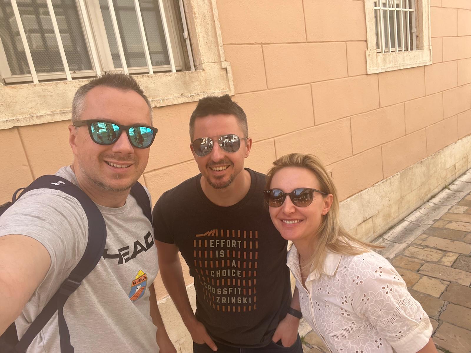 IMG-e90be482768d3270942e8bc79aa7c31f-V