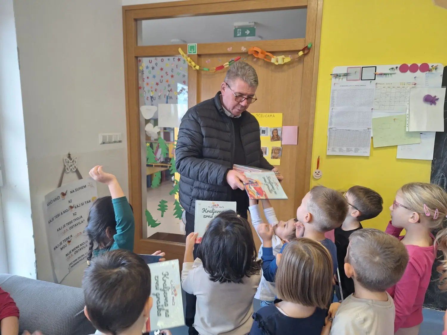 IMG-eb998384b4b179bb2d88eaecbc1d311b-V