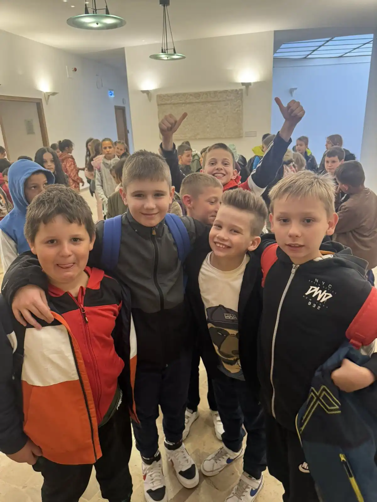 IMG-f93d99dcca9ec88d8e04dcb1fa58b95e-V