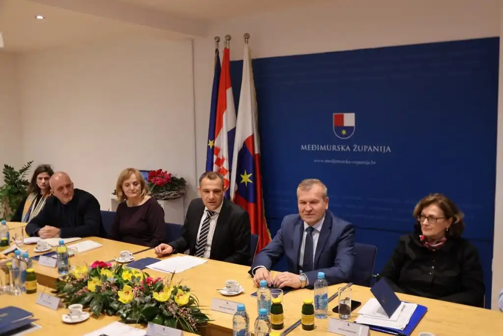 IMG_0137-1024×683 IMG_0137-1024×683