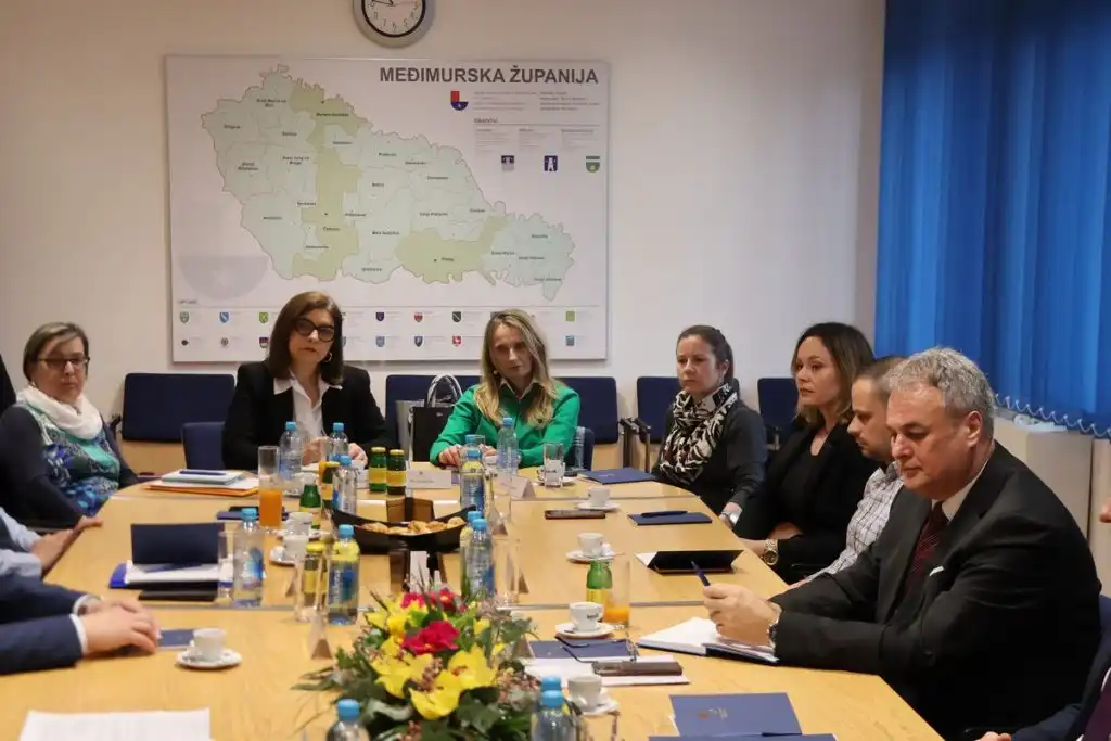 IMG_0156-1024×683 IMG_0156-1024×683