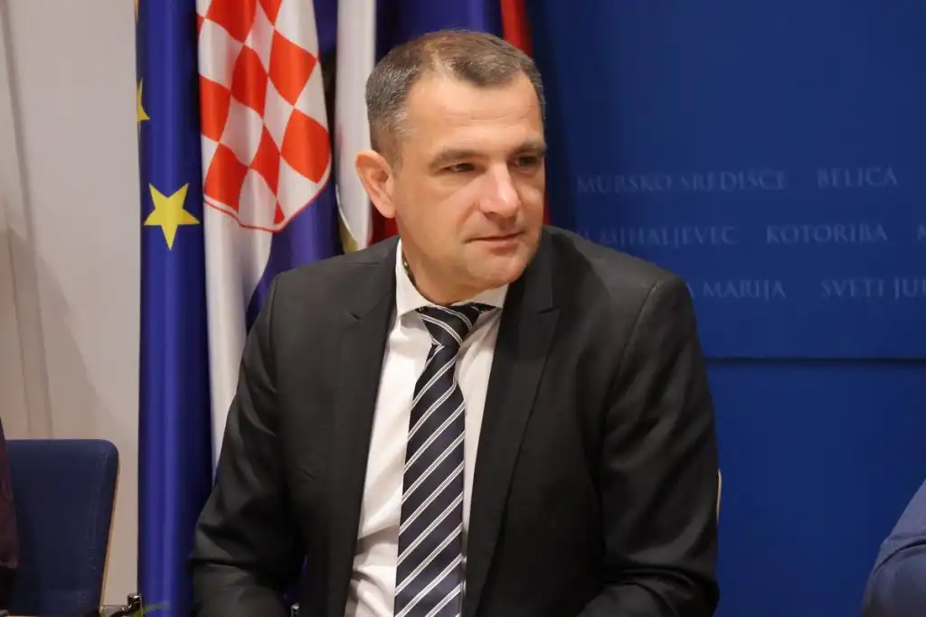 IMG_0183-1024×683 IMG_0183-1024×683