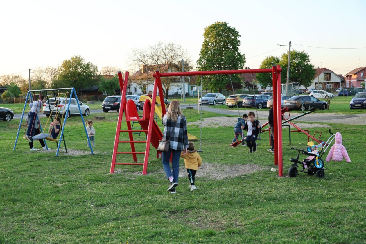 vuzmenka Oporovec vuzmenka Oporovec