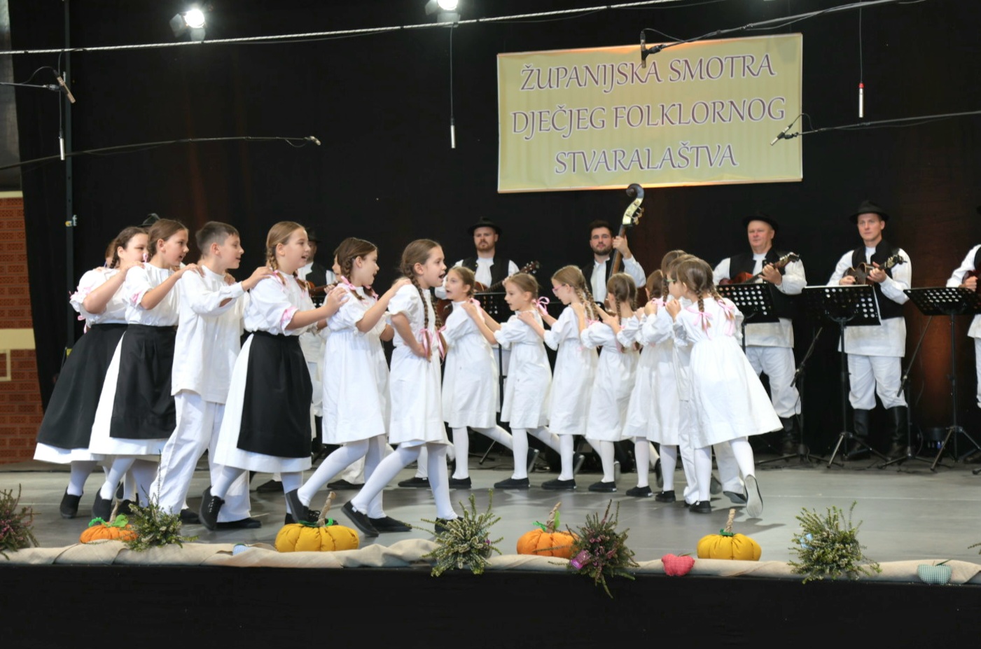 Smotra dječjeg folklora Mala Subotica