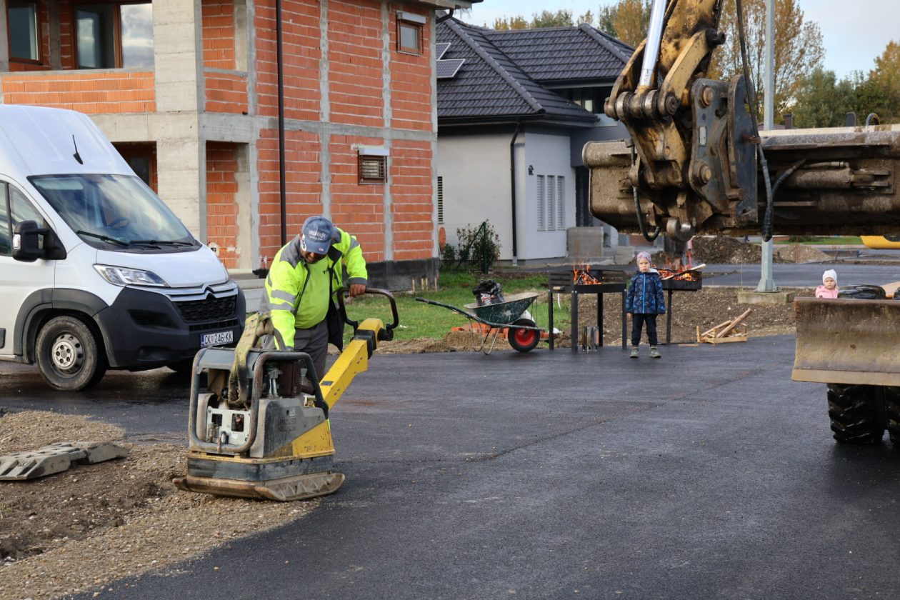 asfalt zelena ulica Draškovec
