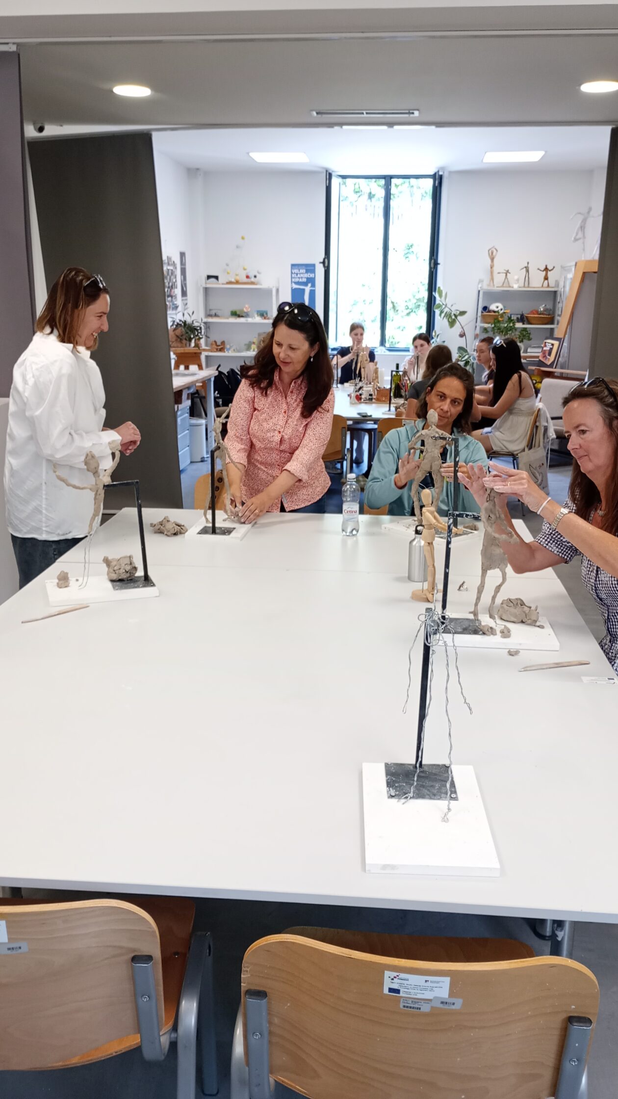 Gospodarska škola Warum krieg?