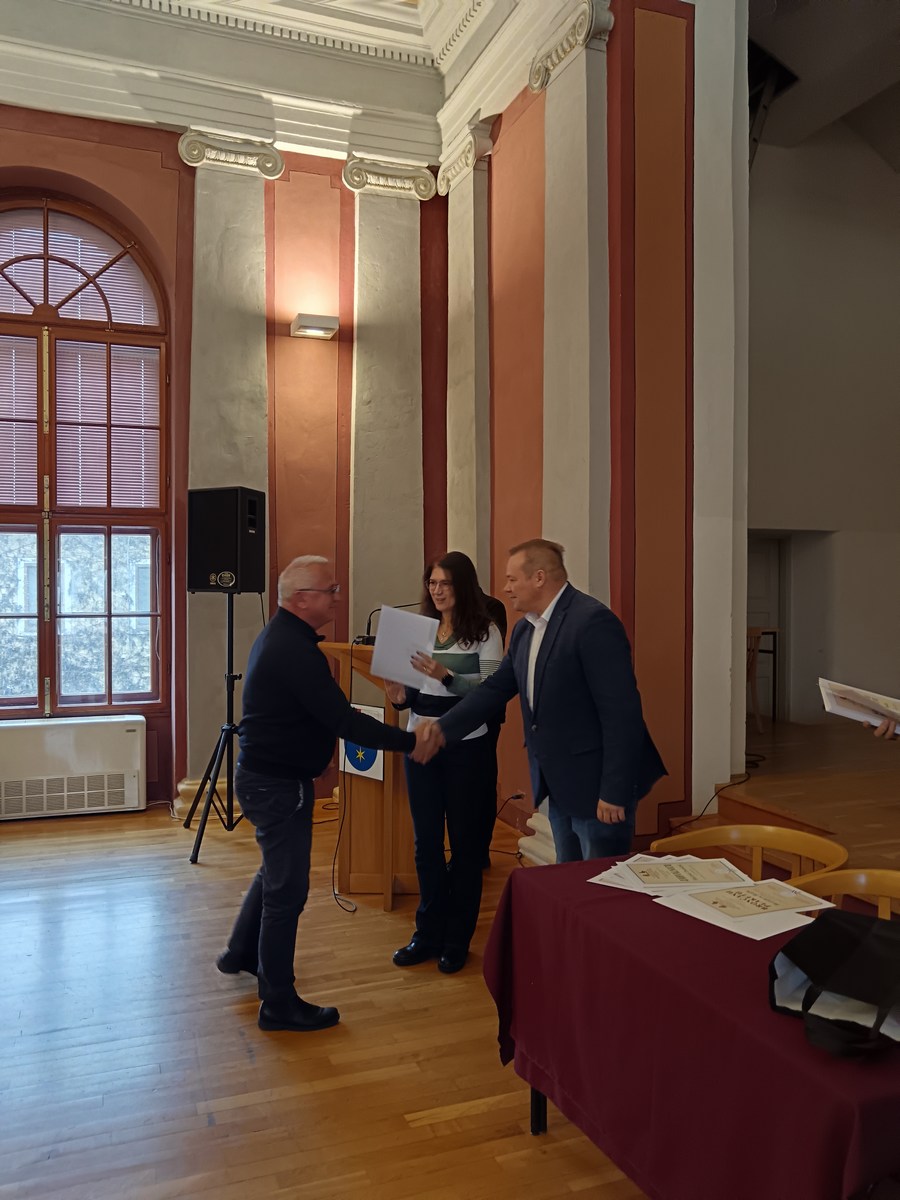 Pčelari Scheier nagrade