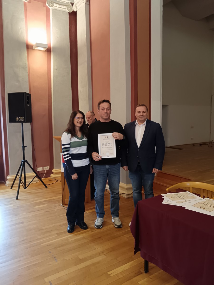 Pčelari Scheier nagrade