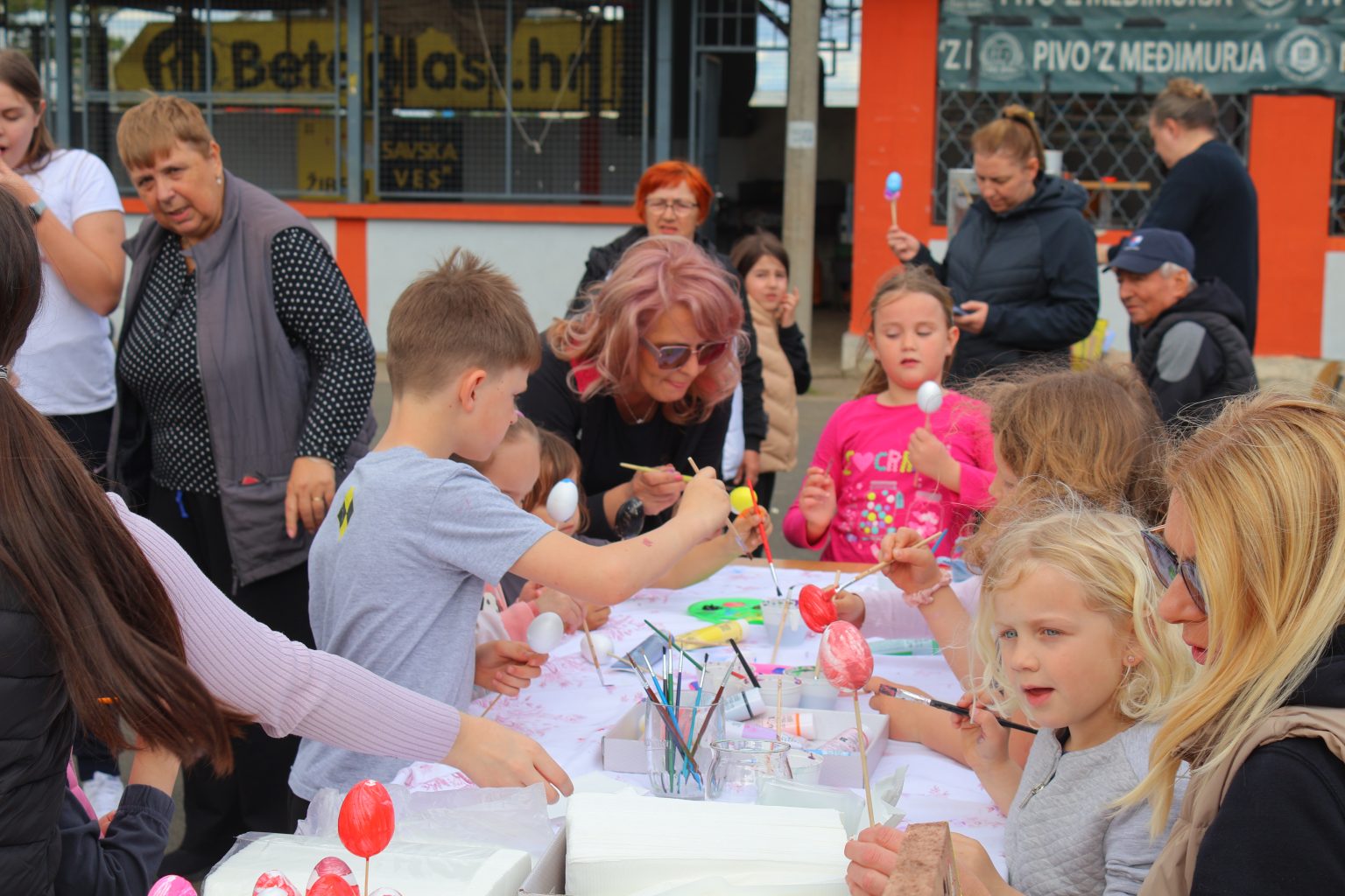 savska ves potraga za jajima