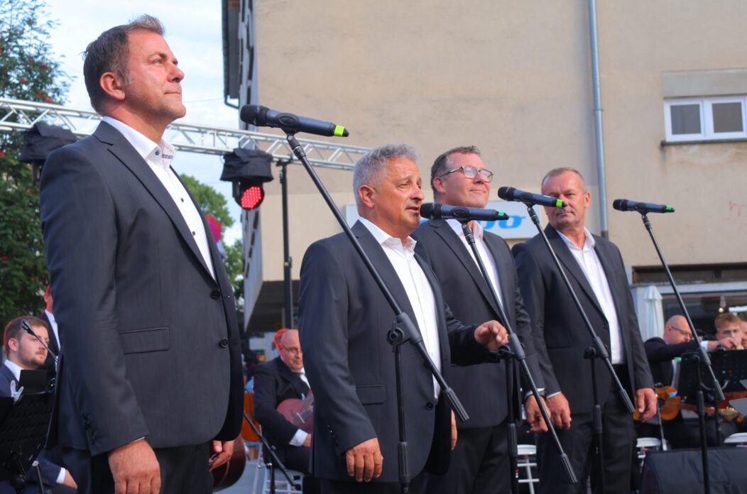 Kvartet Gubec Varaždinski tamburaški orkestar