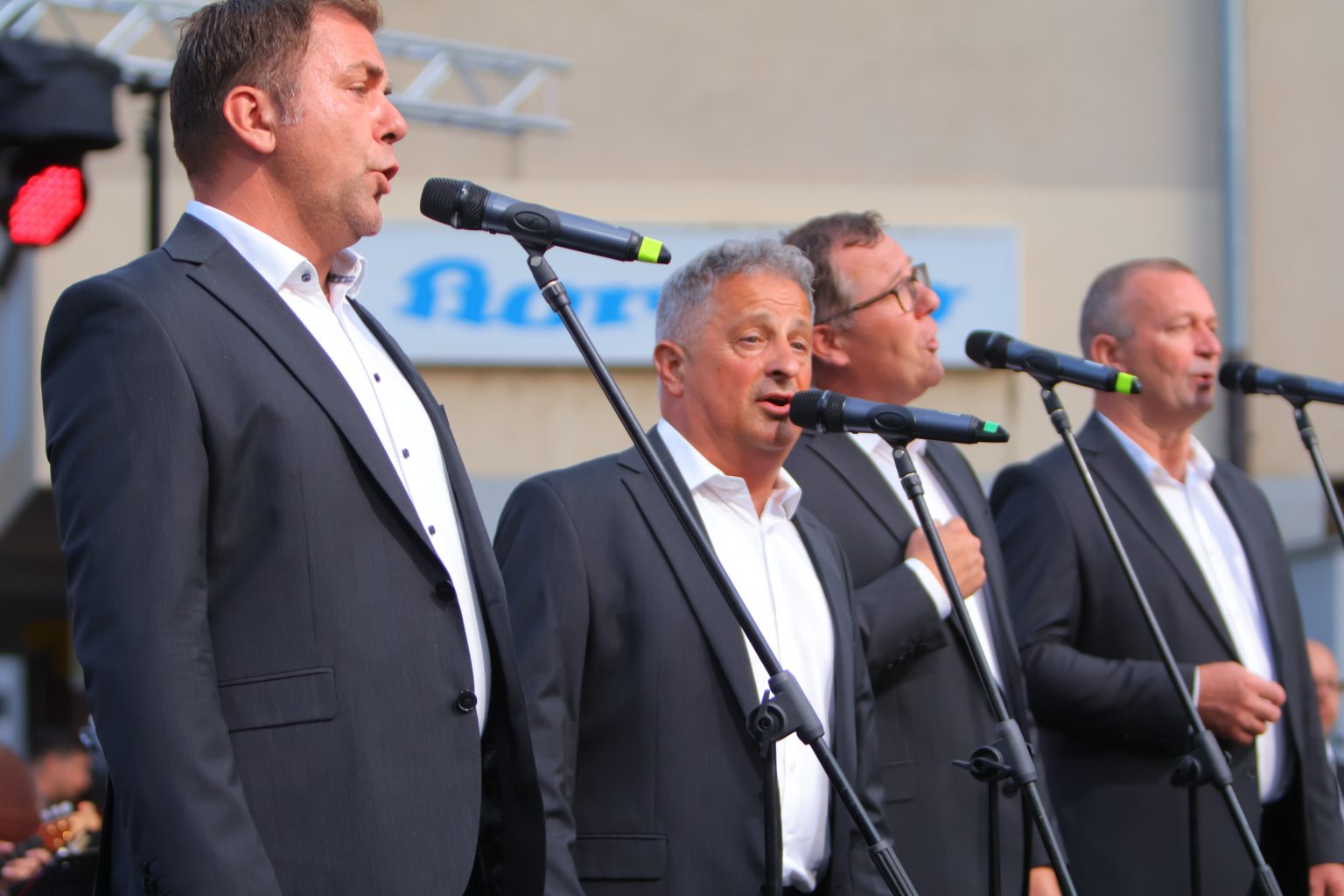 Kvartet Gubec Varaždinski tamburaški orkestar