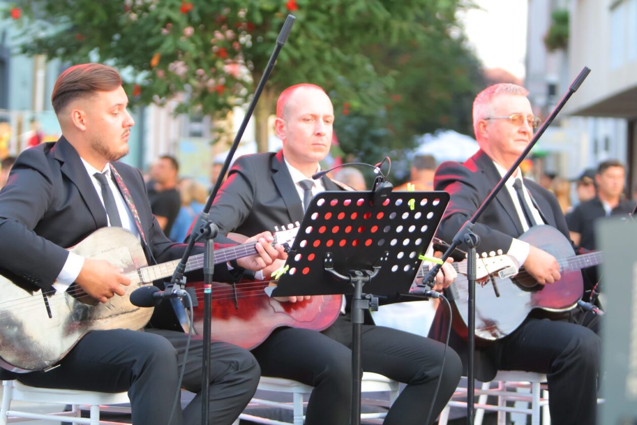 Kvartet Gubec Varaždinski tamburaški orkestar