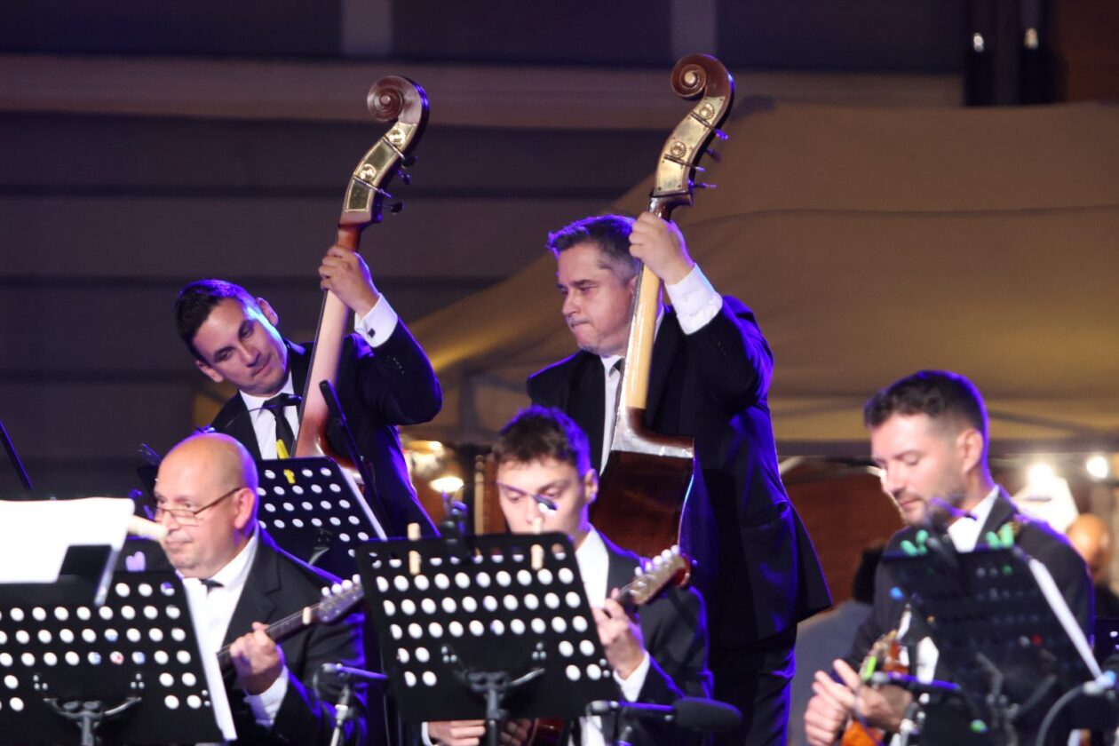 Kvartet Gubec Varaždinski tamburaški orkestar