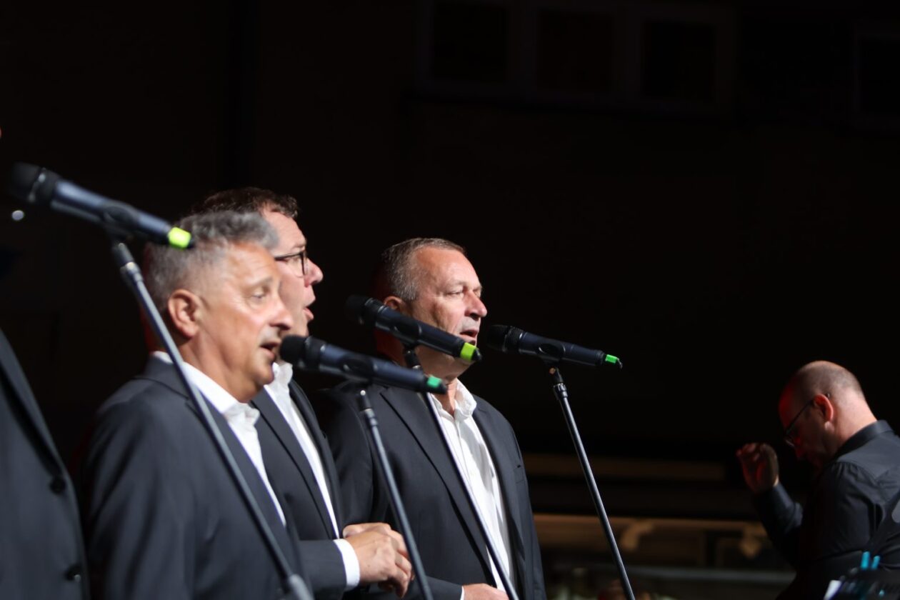 Kvartet Gubec Varaždinski tamburaški orkestar