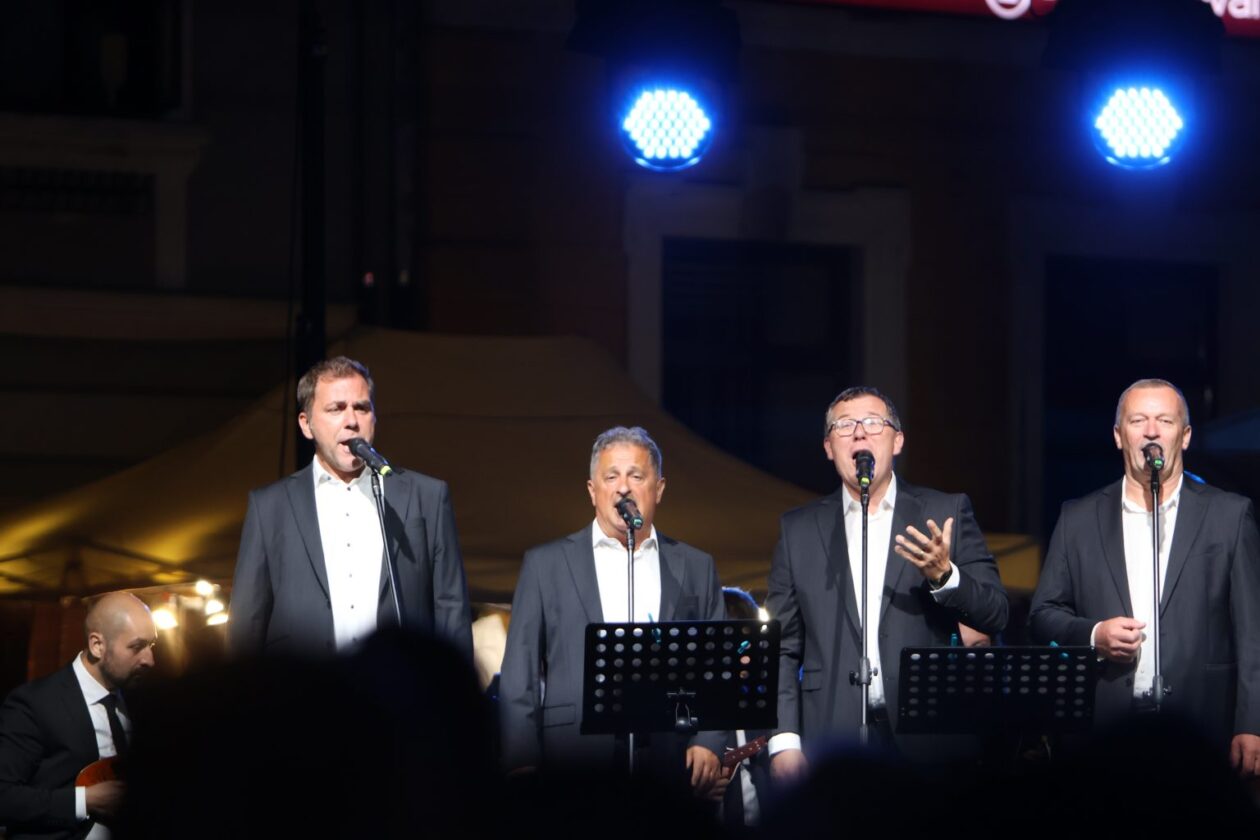 Kvartet Gubec Varaždinski tamburaški orkestar