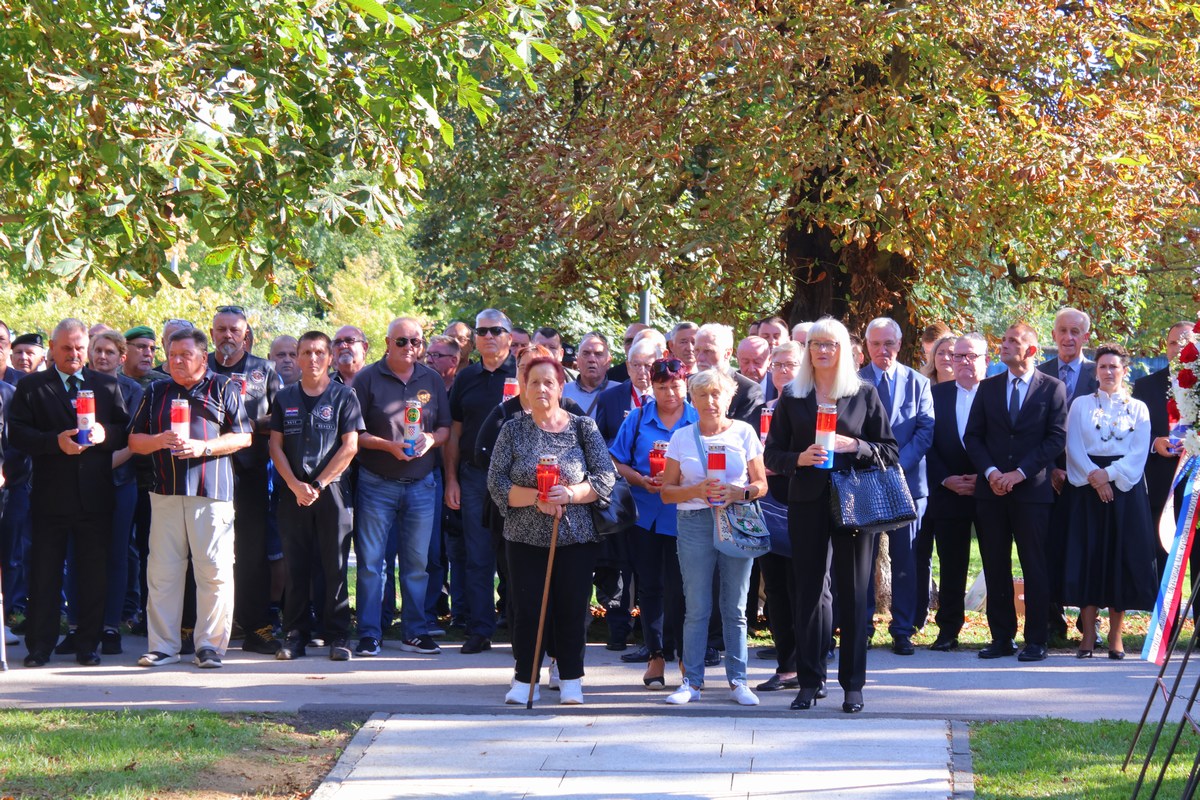 Dan branitelja polaganje vijenaca