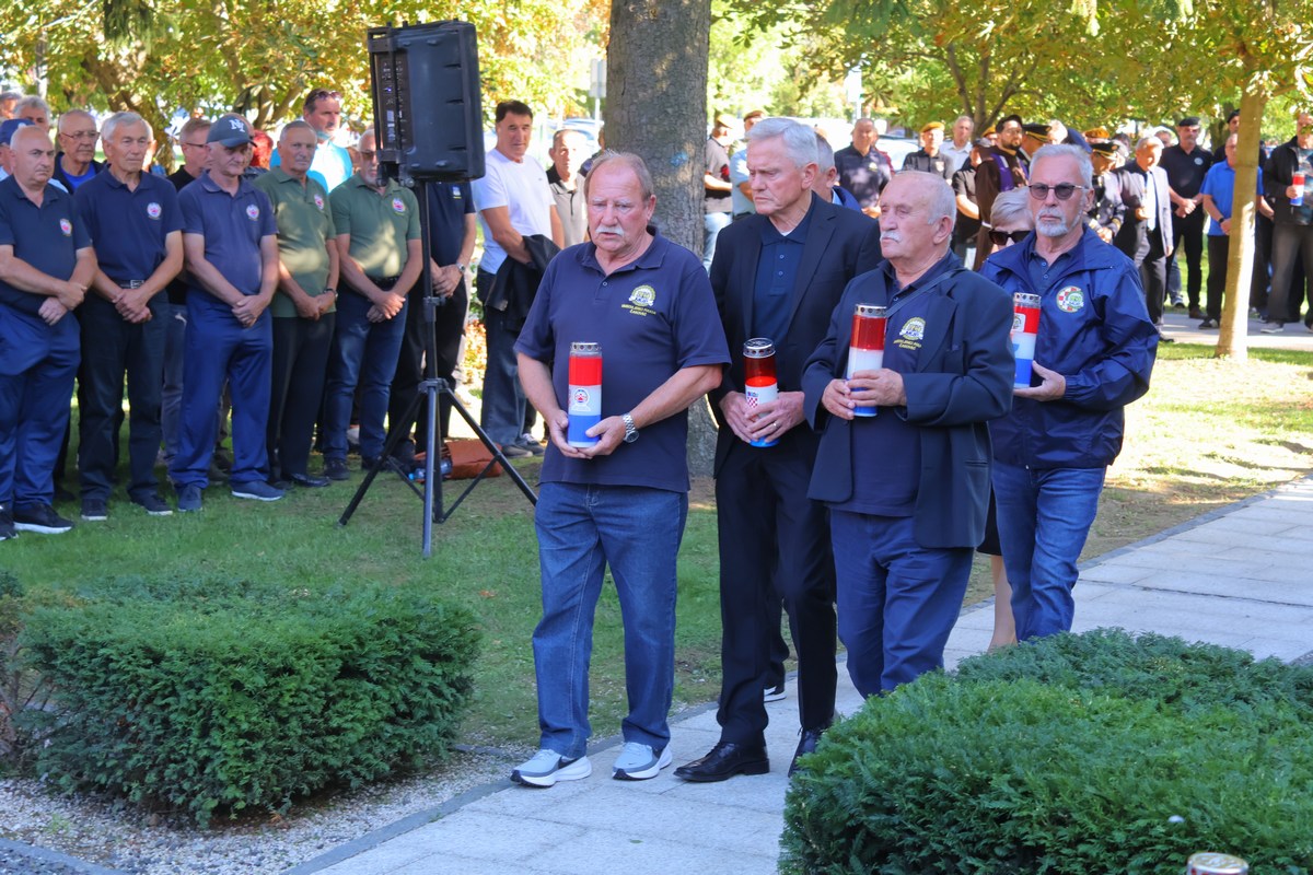 Dan branitelja polaganje vijenaca