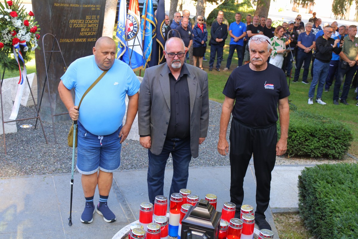 Dan branitelja polaganje vijenaca