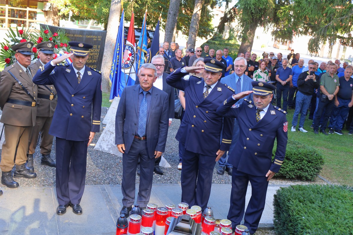 Dan branitelja polaganje vijenaca