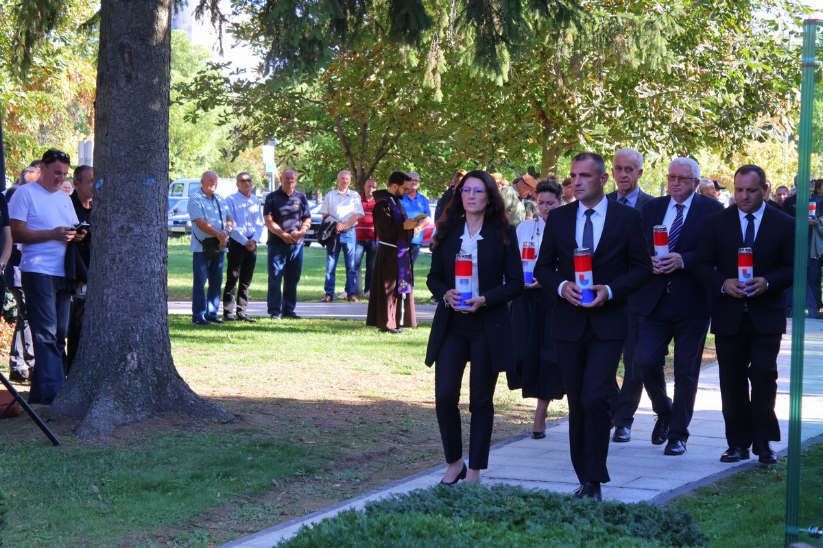 Dan branitelja polaganje vijenaca